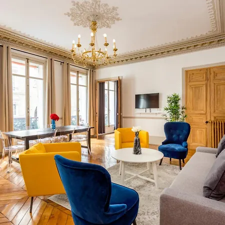 Merveil - Family - Opera - Castellane * Paris